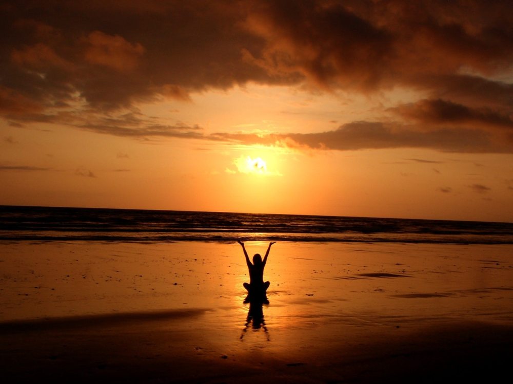 backlit-balance-beach-cloud-268134